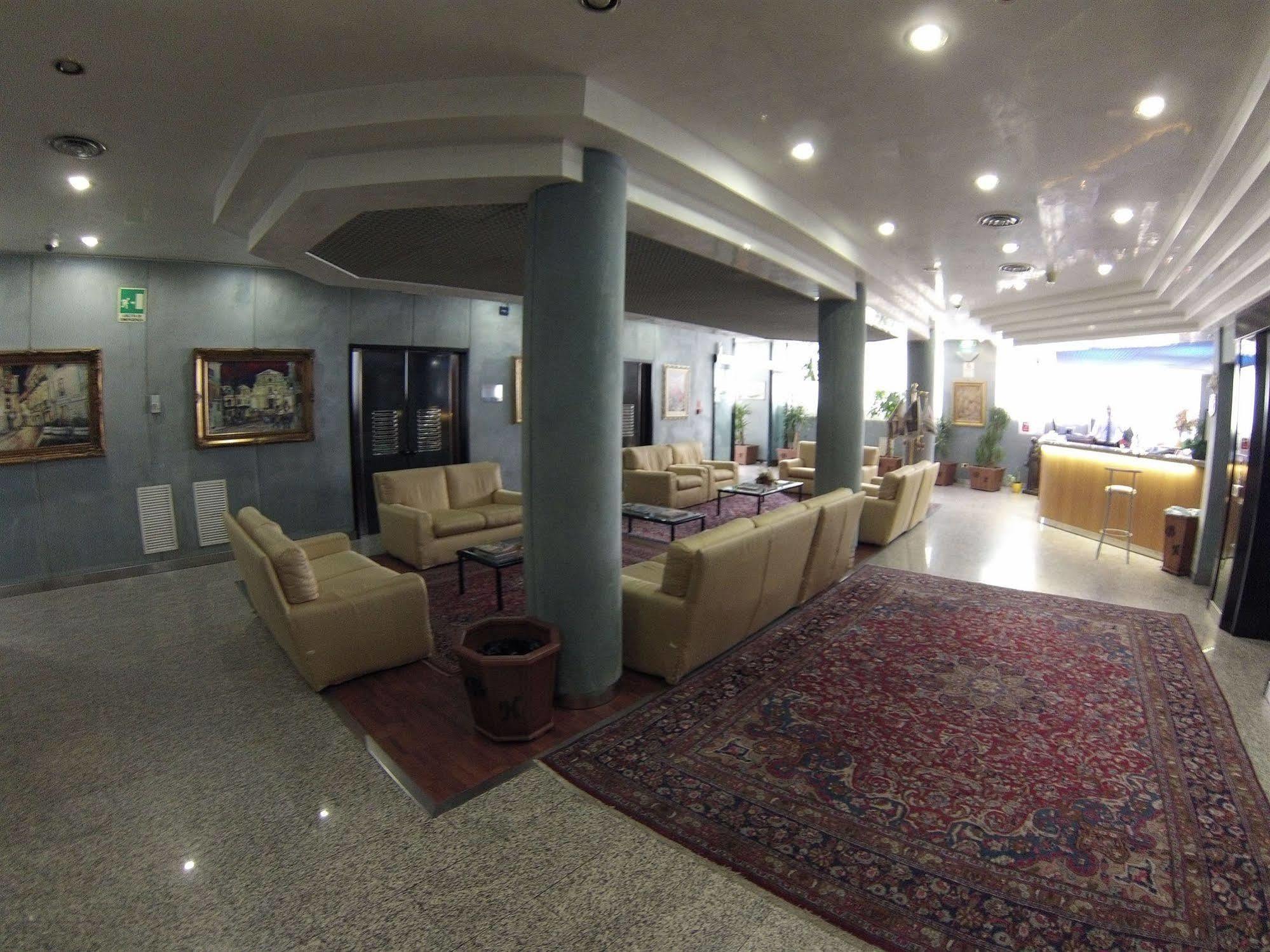 Benny Hotel Катандзаро Екстер'єр фото