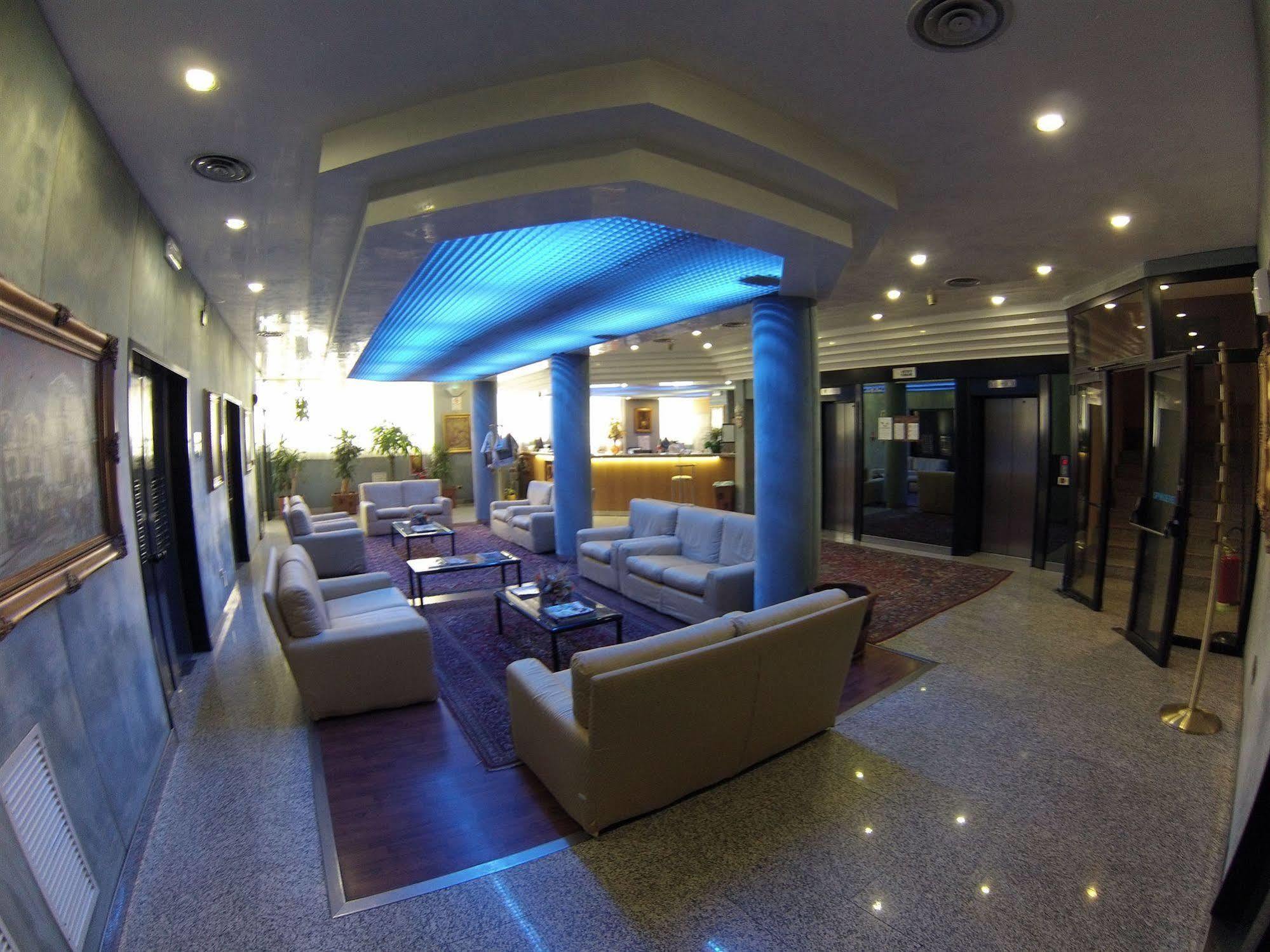 Benny Hotel Катандзаро Екстер'єр фото